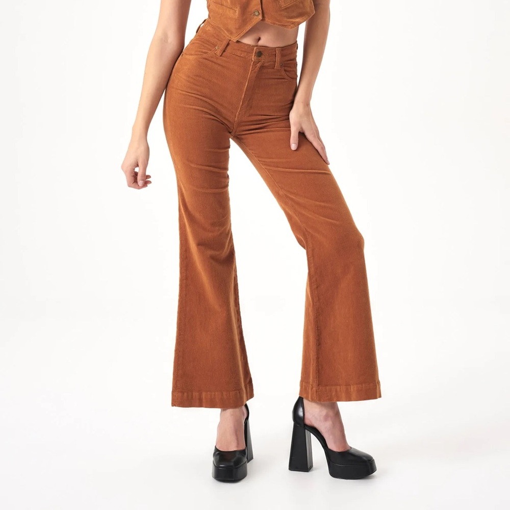 ROLLA'S - Eastcoast Flare - Tan Cord - size 30 - Picture 4 of 13